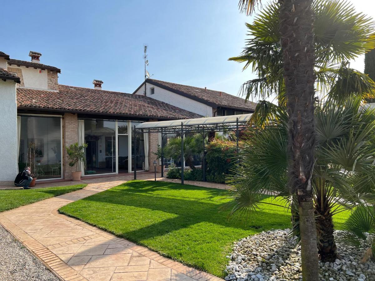 B&B Corte Delle Rose Castiglione Delle Stiviere Ngoại thất bức ảnh